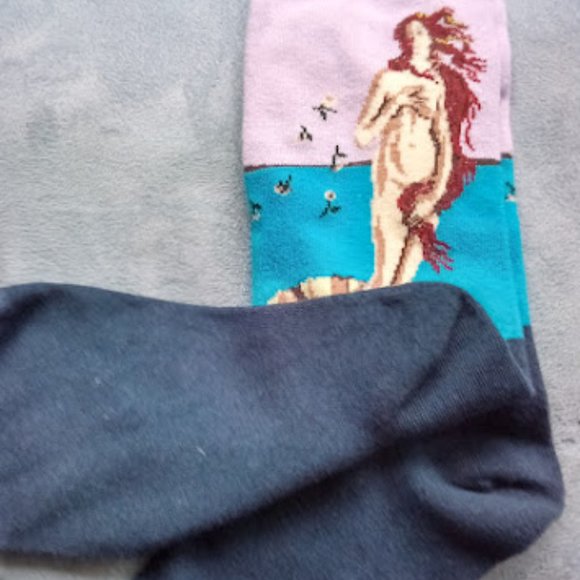 Venus Rising from a Clam Shell? - Picture 3 of 3